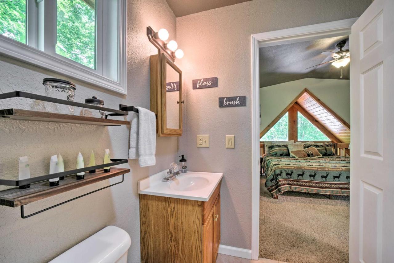 Cozy Whittier Cabin And Yard And Hot Tub, Pets Welcome Dış mekan fotoğraf