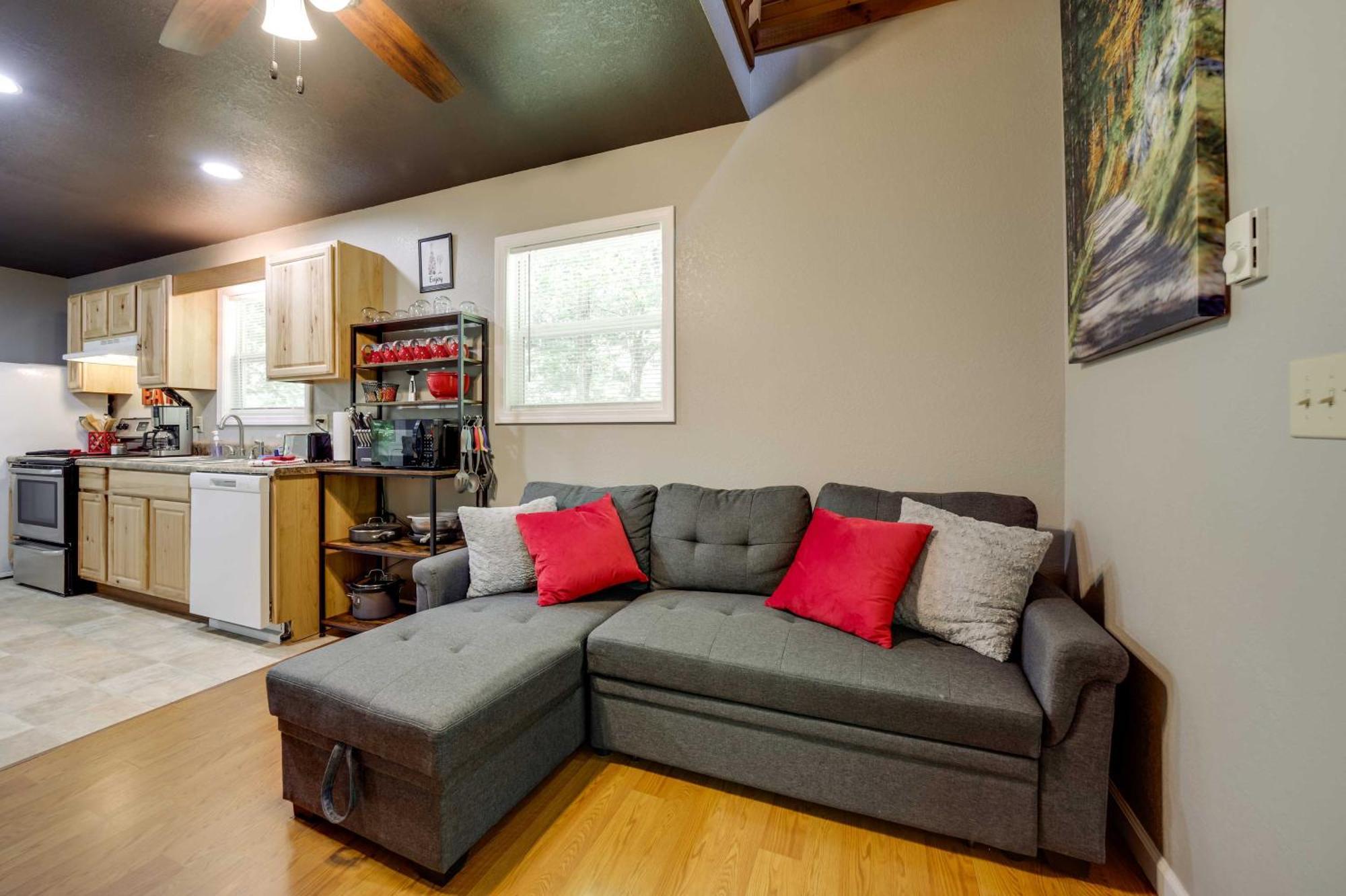 Cozy Whittier Cabin And Yard And Hot Tub, Pets Welcome Dış mekan fotoğraf